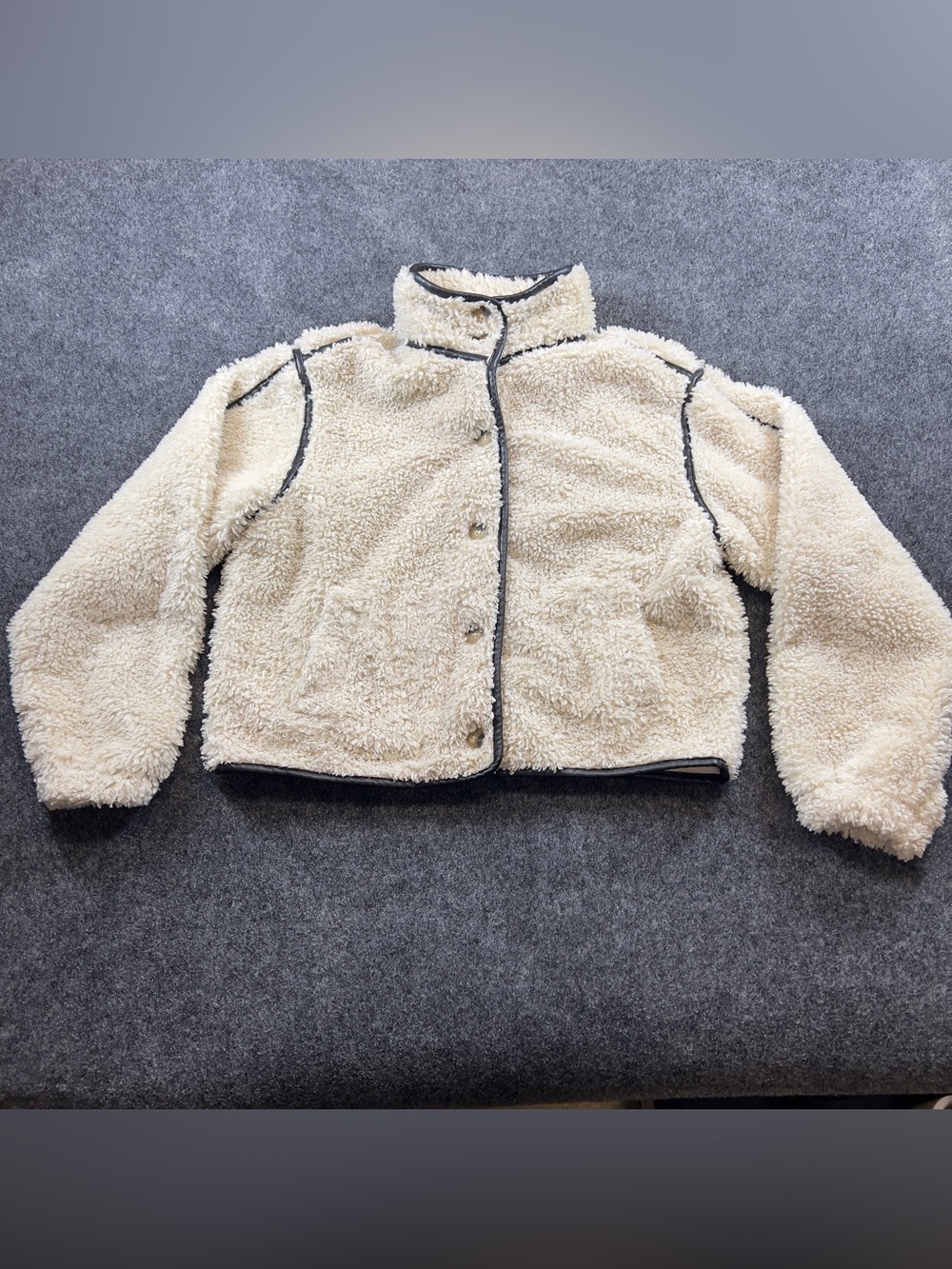 Hollister Cream Sherpa Jacket XS Y2K Black Faux Leather Trim